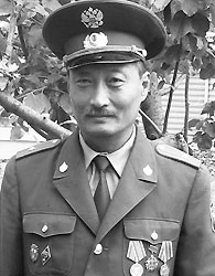 ЛИ Анатолий Унчерович